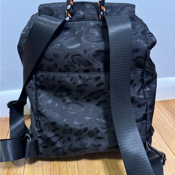 Aimee Kestenberg Sky High Leopard Pring Black Backpack - Picture 4 of 6